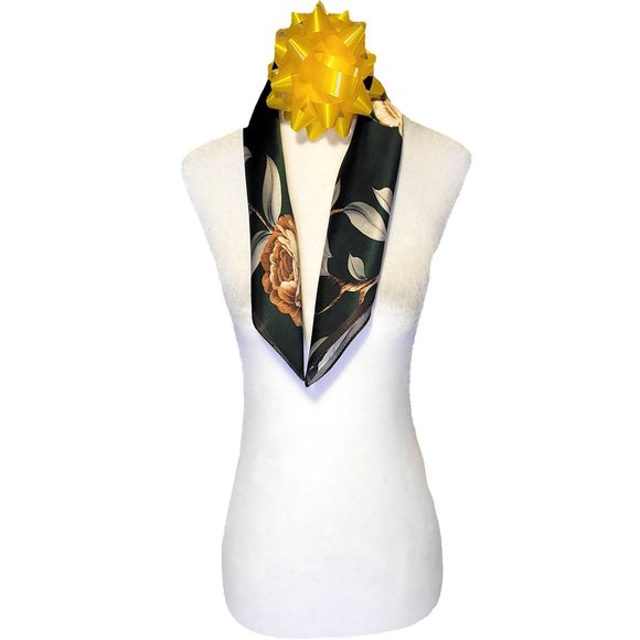 NWT Genuine 100% Mulberry Silk Satin Scarf 21"x21" Small Square Shawl 54621 - Picture 3 of 9